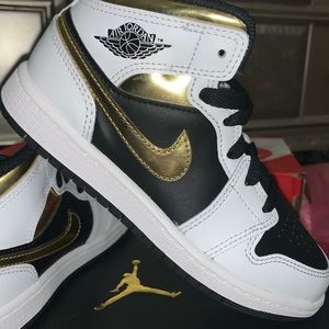 Kids Jordan 1 Mid/Vans